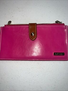 Andoilt Pink Leather Zip-Top Women's Wallet